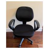 Black Desk Chair with Casters 23ï¿½ï¿½x20ï¿½ï¿½x33ï¿½ï¿½