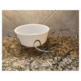 White Serving Bowl with Standï¿½9ï¿½4
