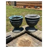 (Set of 2) Plastic Plantersï¿½17.5ï¿½20