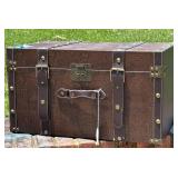 Brown Storage Trunk with Felt Interior