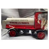 1995 ERTL 1910 Mack Senior Coin Bank