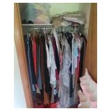 Contents of Closet - Read Details