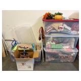 Holiday Decor and Textiles Lot
