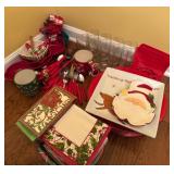 Christmas-Themed Tableware