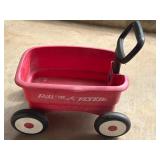 Radio Flyer 17-Inch Miniature Red Wagon