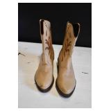 Women's Code West Ankle Boots 5D