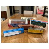HO Scale Train Freight Cars Set