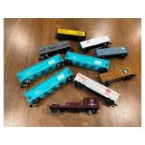 Vtg Model Train Cars