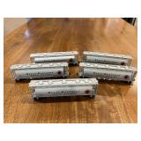 5 Great Northern Grain Cars