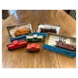 HO Scale Caboose Train Cars