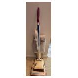 Hoover Decade 80 Vacuum Cleaner