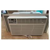 GE Window Air Conditioning Unit