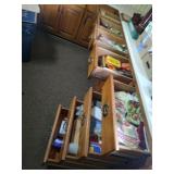 Contents of Kitchen Drawers - Read Details