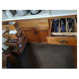 Contents of Kitchen Drawers - Read Details