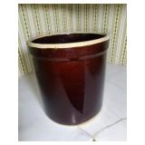 RRP Company Roseville, OH Large Brown Crock