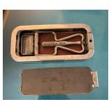 Wells Razor 1927 Made in England