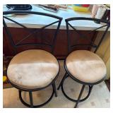 Metal Bar Stools with Cushioned Seats