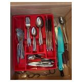 Stainless Steel Flatware Set