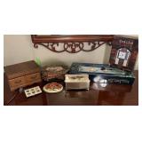 Decorative Vanity Items