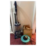 Shark Vacuum and HanksCraft Humidifier Lot