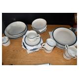 Kitchen Basic Colors by Tien Shan Dish Set