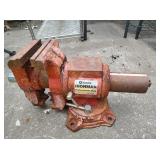 Ironman 5.5' Jaws Bench Vise