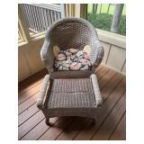 Wicker Chair With Ottomanï¿½31x34x33
