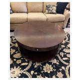 Bassett Round Coffee Tableï¿½39.5ï¿½19