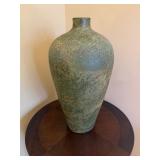 Green Textured Vaseï¿½10ï¿½20.5