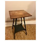 Vtg Wooden Side Table With Shelf