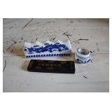 Vtg Japanese Brush Rest and Ink Well