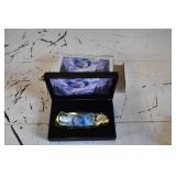 Howling Wolf Collectors Knife in Case
