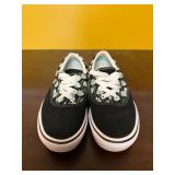 Vans Canvas Shoes with Daisy Printï¿½5.5
