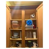 Kitchenware and Drinkware Set