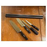 Kitchen Knives Set with Magnetic Wall Mount