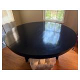 Black Round Pedestal Table with Glossy Finish