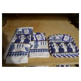 NWT Pillsbury Doughboy Kitchen Set