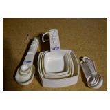 New Pillsbury Doughboy Measuring Cups/Spoons