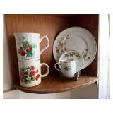 Strawberry-Themed Porcelain Tableware