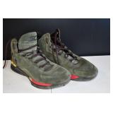 Men's Under Armour Curry 1 Lux Mid Suede 11.5