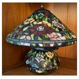 Stained Glass Floral Table Lamp