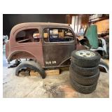 1947 Anglia Body w/Custom Frame