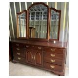 Kincaid Solid Wood Dresser w/ Mirror