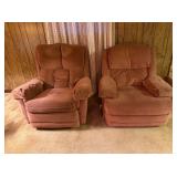 2 Plush Recliner Chairsï¿½38x35x40
