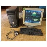 MAG Innovision Monitor w  DELL Tower