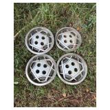 4 Hubcaps with Metal Designï¿½15ï¿½