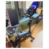 Nautilus U616 Upright Exercise Bike