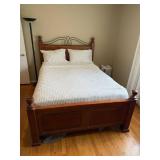 Queen Bed w/Wood Frame