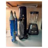Oster Blender & SodaStream Machine w/ Bottle