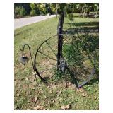 Metal Wagon Wheel #2 - Read Details
